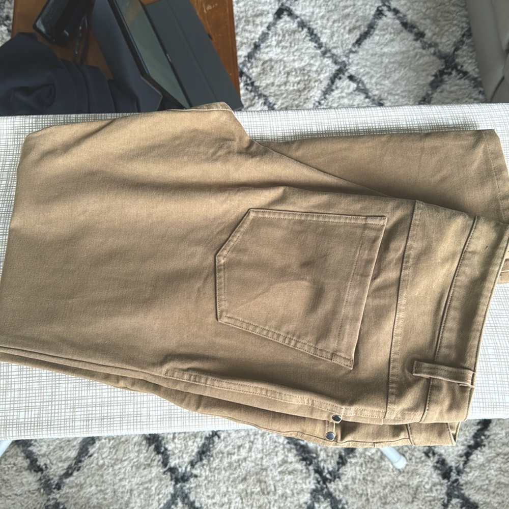 Lululemon Commission Pants Mens 34 Brown Khaki Swift
Cotton Chino Classic ABC